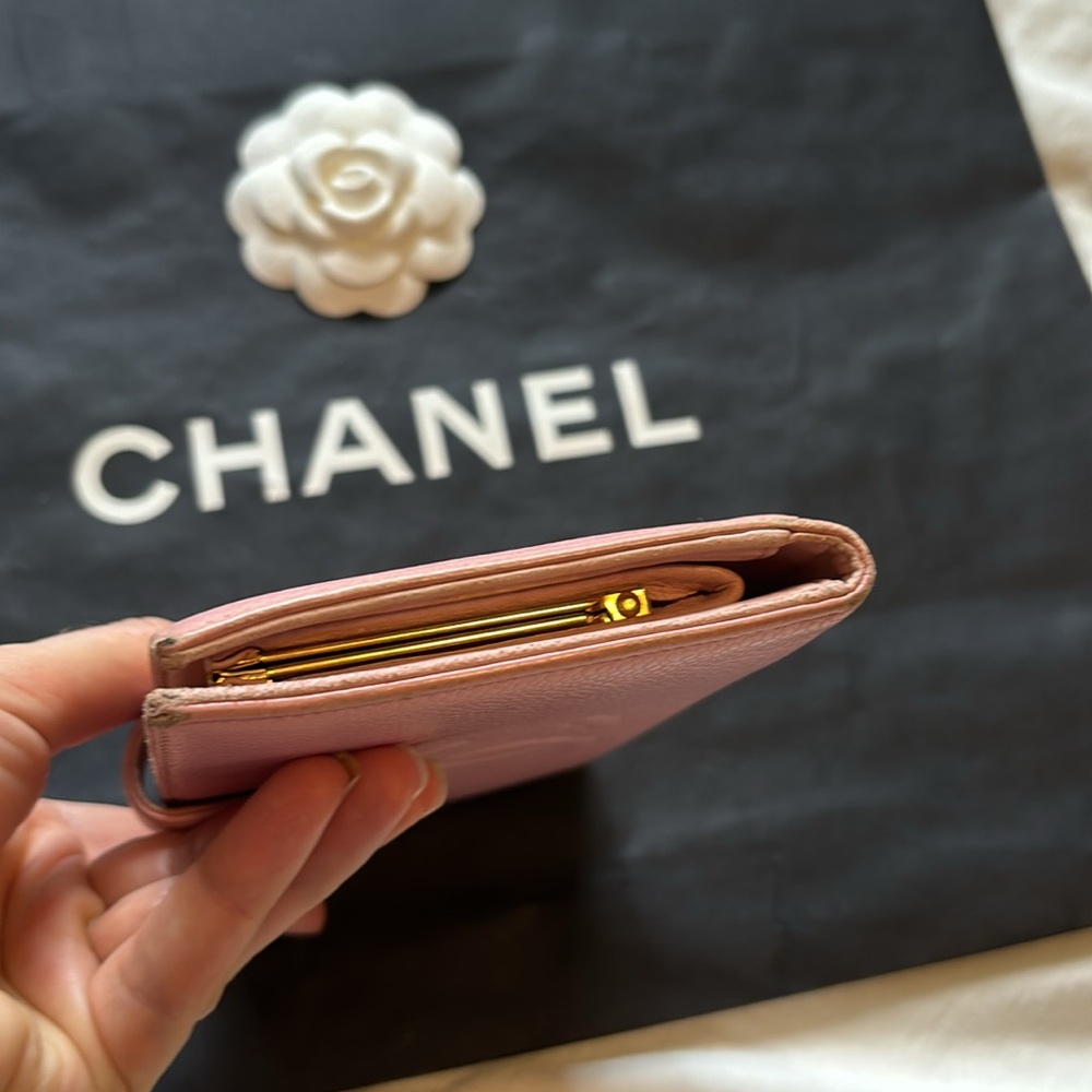 Chanel Wallet - Picture 5 of 15
